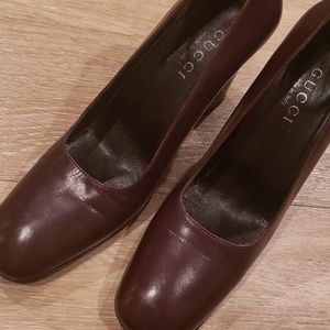 GUCCI Dark Brown Heels size 7.5